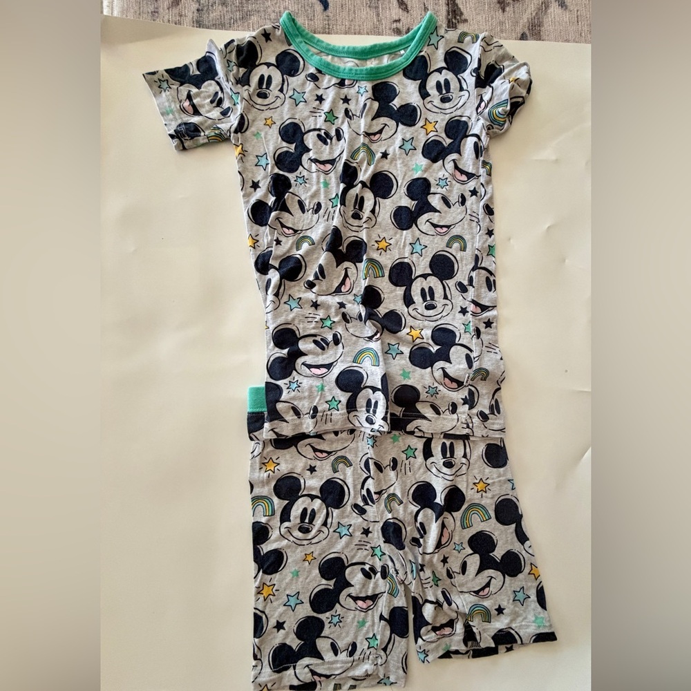 Little Sleepies Mickey Forever Short Sleeve Short Pajamas set 5/6 EUC